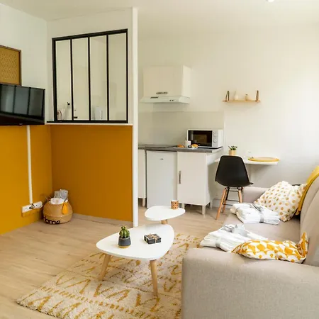 Stockholm- Studio Serenite Avec Jardin Charleville-Mézières Exterior foto