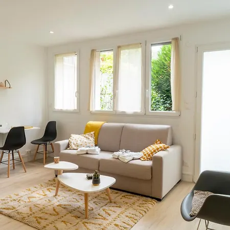 Stockholm- Studio Serenite Avec Jardin Charleville-Mézières Exterior foto
